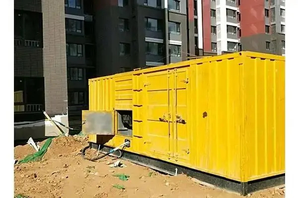 抚远发电机租赁中燃油压力过低会对发动机的哪些部件造成损坏？